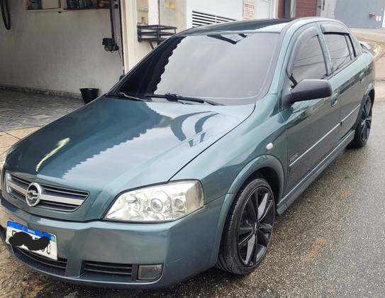 CHEVROLET ASTRA 2.0 MPFI ADVANTAGE 8V FLEX 4P MANUAL CHEVROLET ASTRA 2.0 MPFI ADVANTAGE 8V FLEX 4P MANUAL